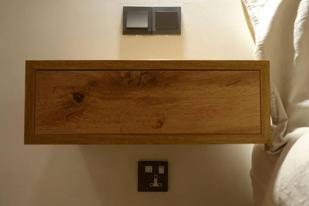 Stylish City-Centre Apartment With Balcony Liverpool Dış mekan fotoğraf