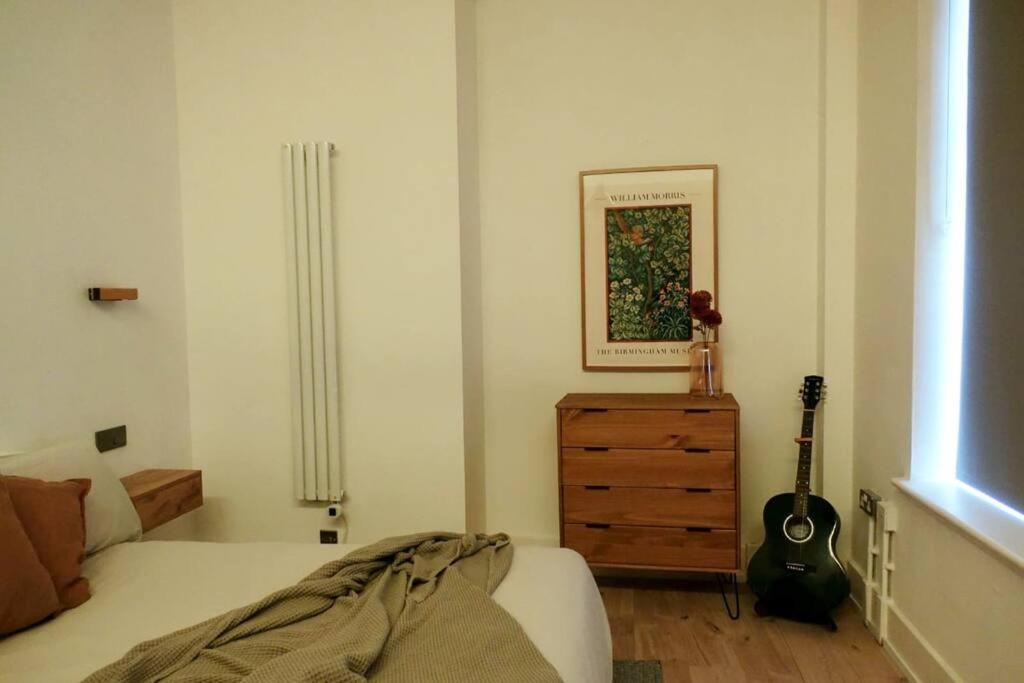 Stylish City-Centre Apartment With Balcony Liverpool Dış mekan fotoğraf